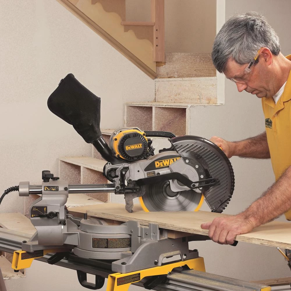 Promo 🔥 DEWALT Miter Saws 10-in 15 Amps Dual Bevel Sliding Compound Corded Miter Saw 👏 - Image 4