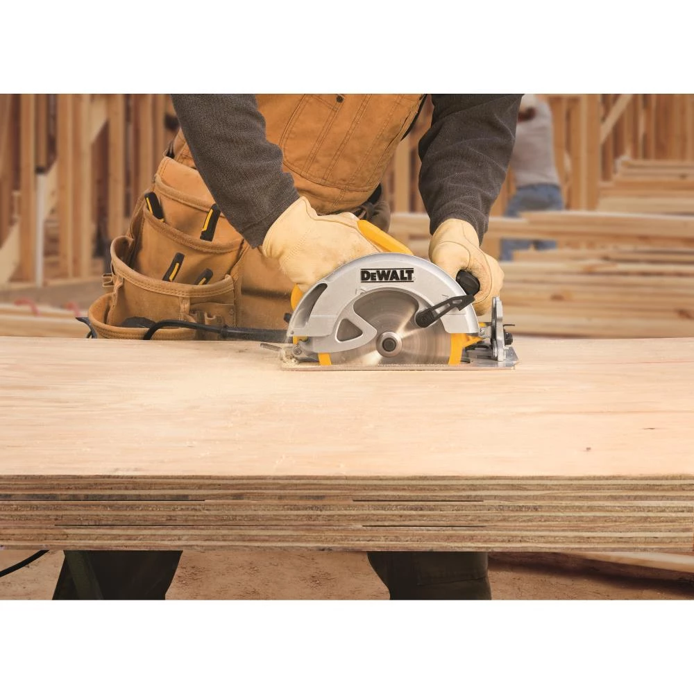 Best Sale ๐ DEWALT Circular Saws 15-Amp 7-1/4-in Corded Circular Saw ๐ - Image 4