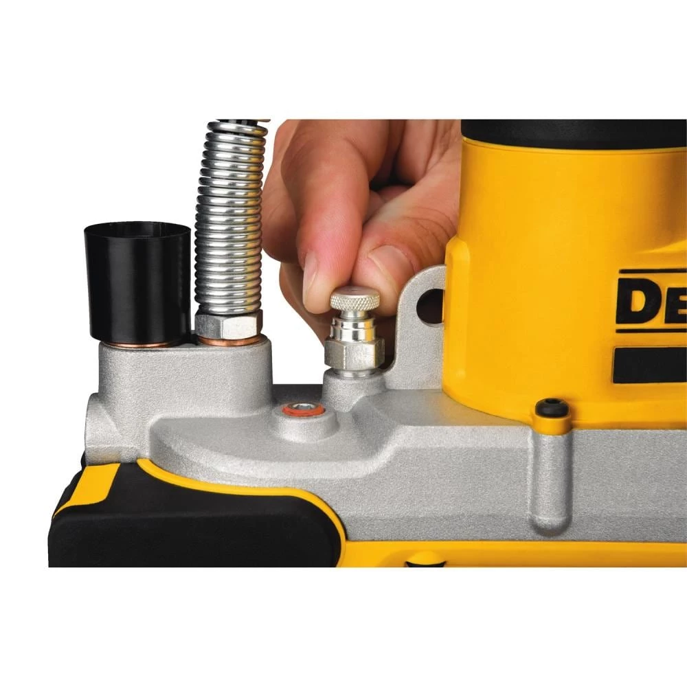 Promo 🥰 DEWALT Air Grease Guns 20-volt Max Air Grease Gun 🤩 - Image 2
