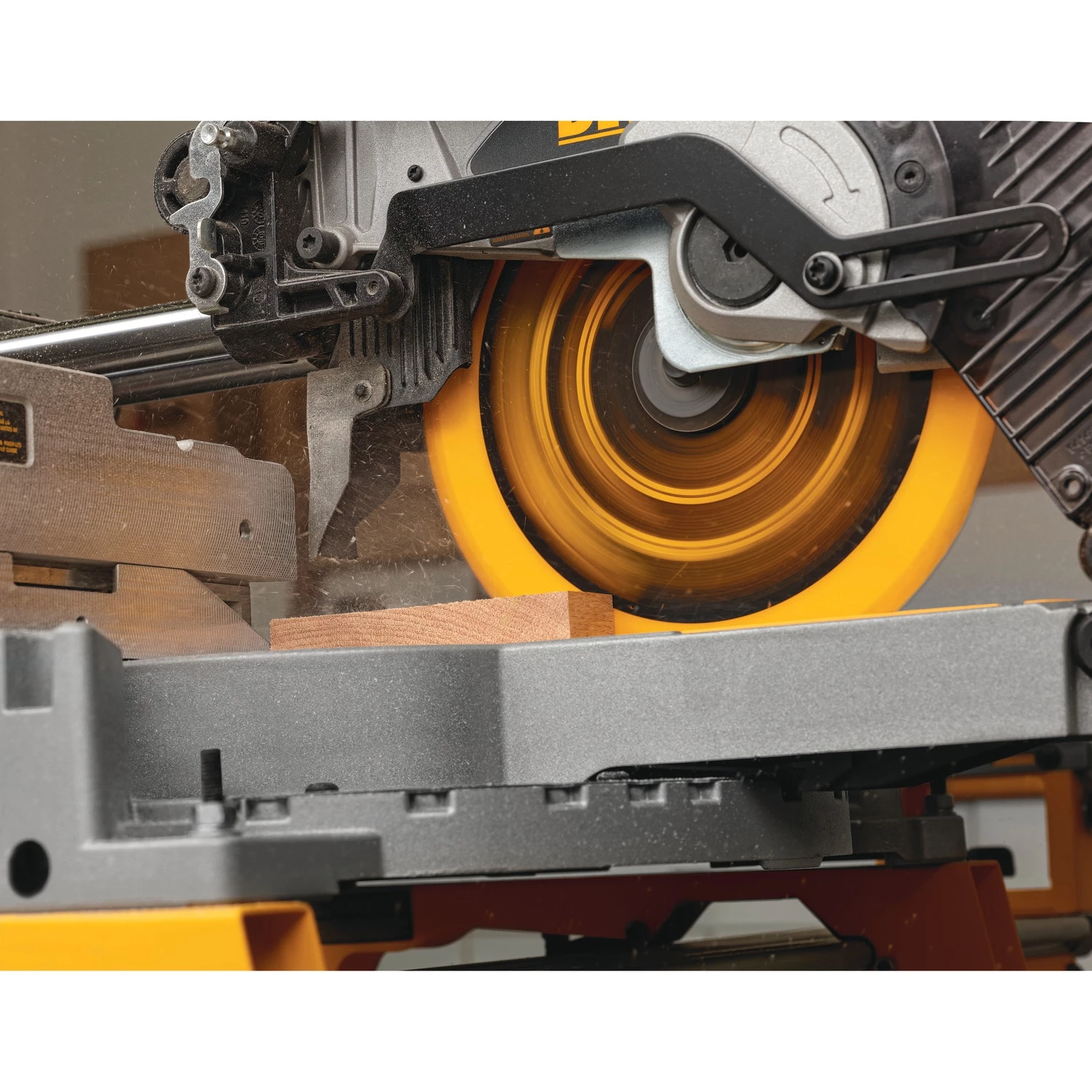 Deals ❤️ DEWALT Circular Saw Blades Precision Trim 10-in 60-Tooth Carbide Miter/Table Saw Blade 👏 - Image 6