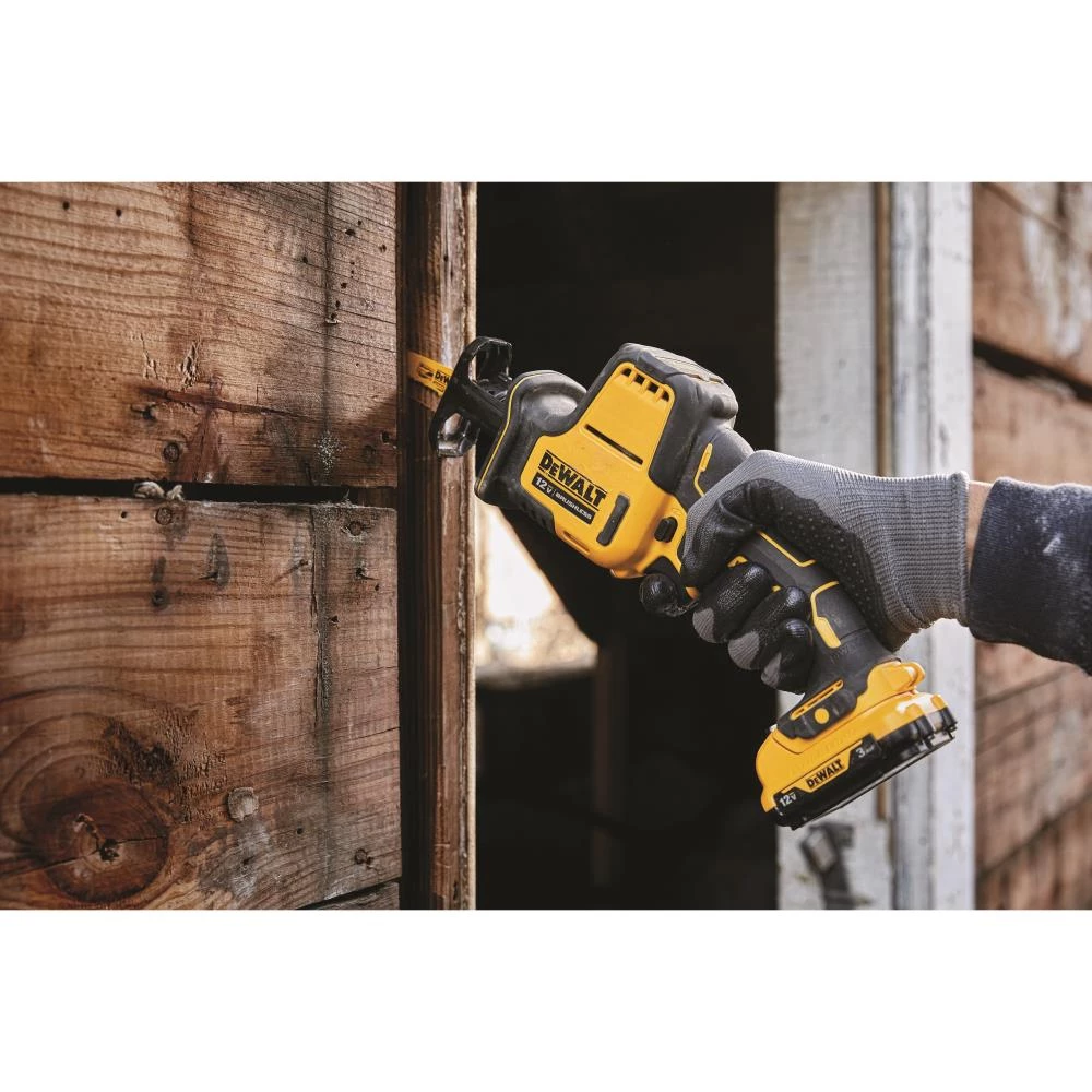 Best reviews of 🧨 DEWALT Reciprocating Saws XTREME 12-volt Max Variable Speed Brushless Cordless Reciprocating Saw (Charger Included and Battery Included) 🤩 - Image 6