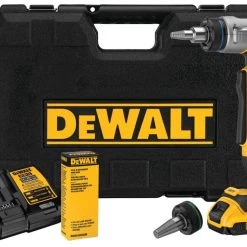 Outlet ✔️ DEWALT PEX Pipe, Fittings & Specialty Tools DEWALT 20V PEX Expansion Kit ✨