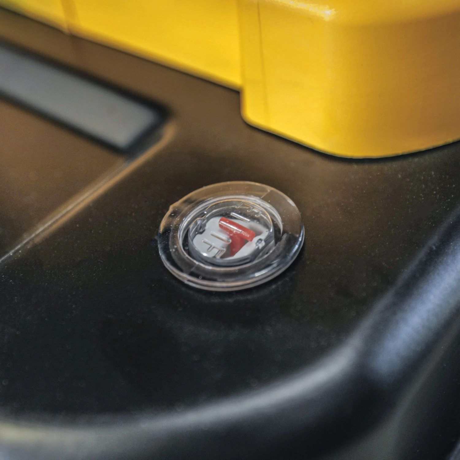 Wholesale โ DEWALT Kerosene Heaters 90000-BTU Forced Air Indoor/Outdoor Kerosene Heater ๐ฅ - Image 6