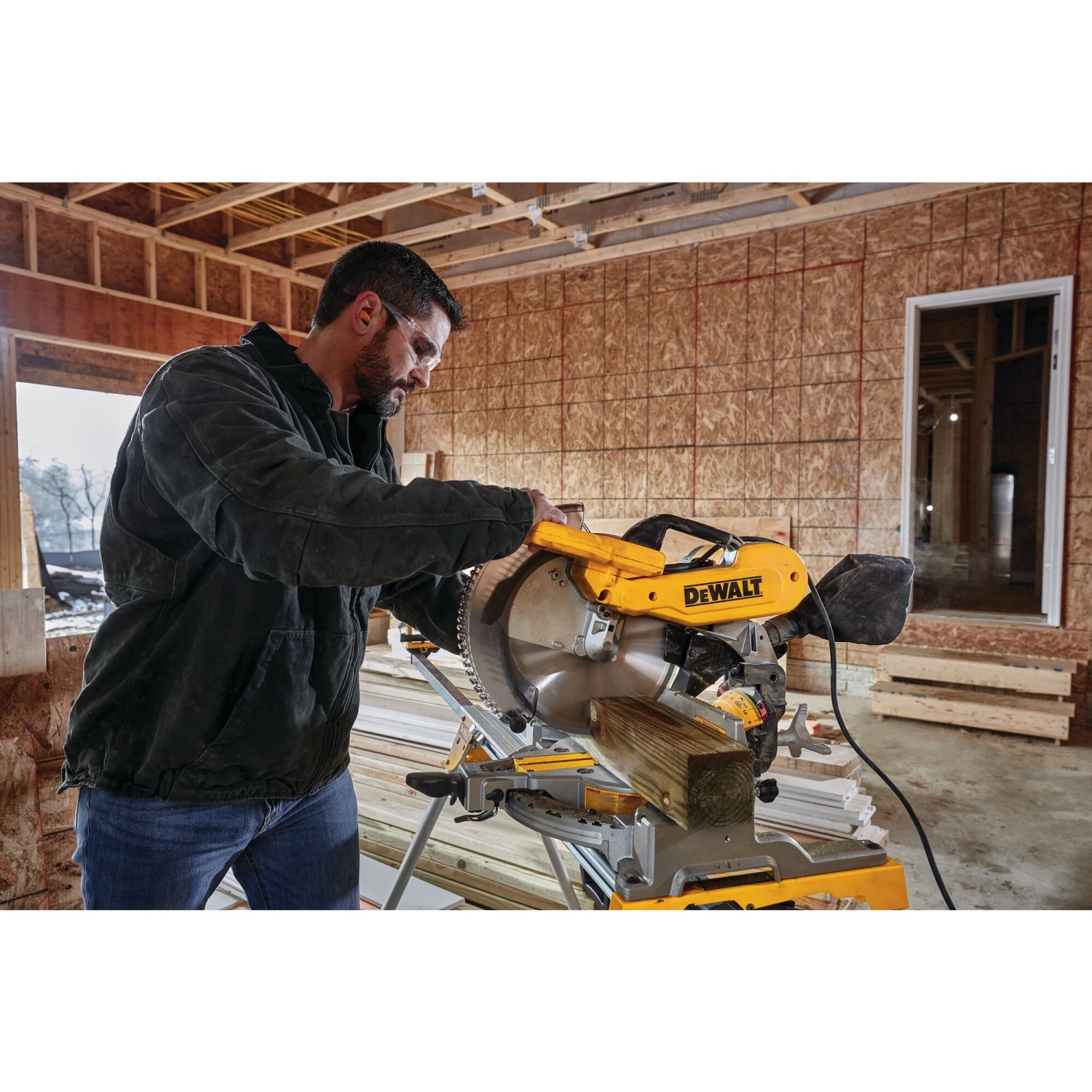 New 👏 DEWALT Miter Saws 12-in 15 Amps Dual Bevel Compound Corded Miter Saw 😍 - Image 14